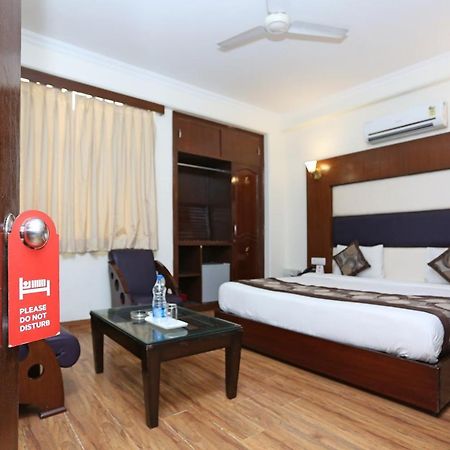 Capital O 5331 Zara Grand Nuova Delhi Esterno foto