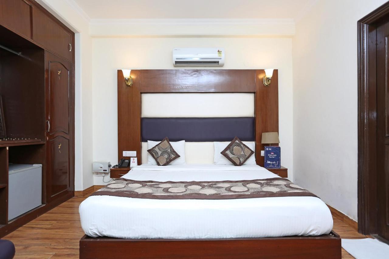 Capital O 5331 Zara Grand Nuova Delhi Esterno foto